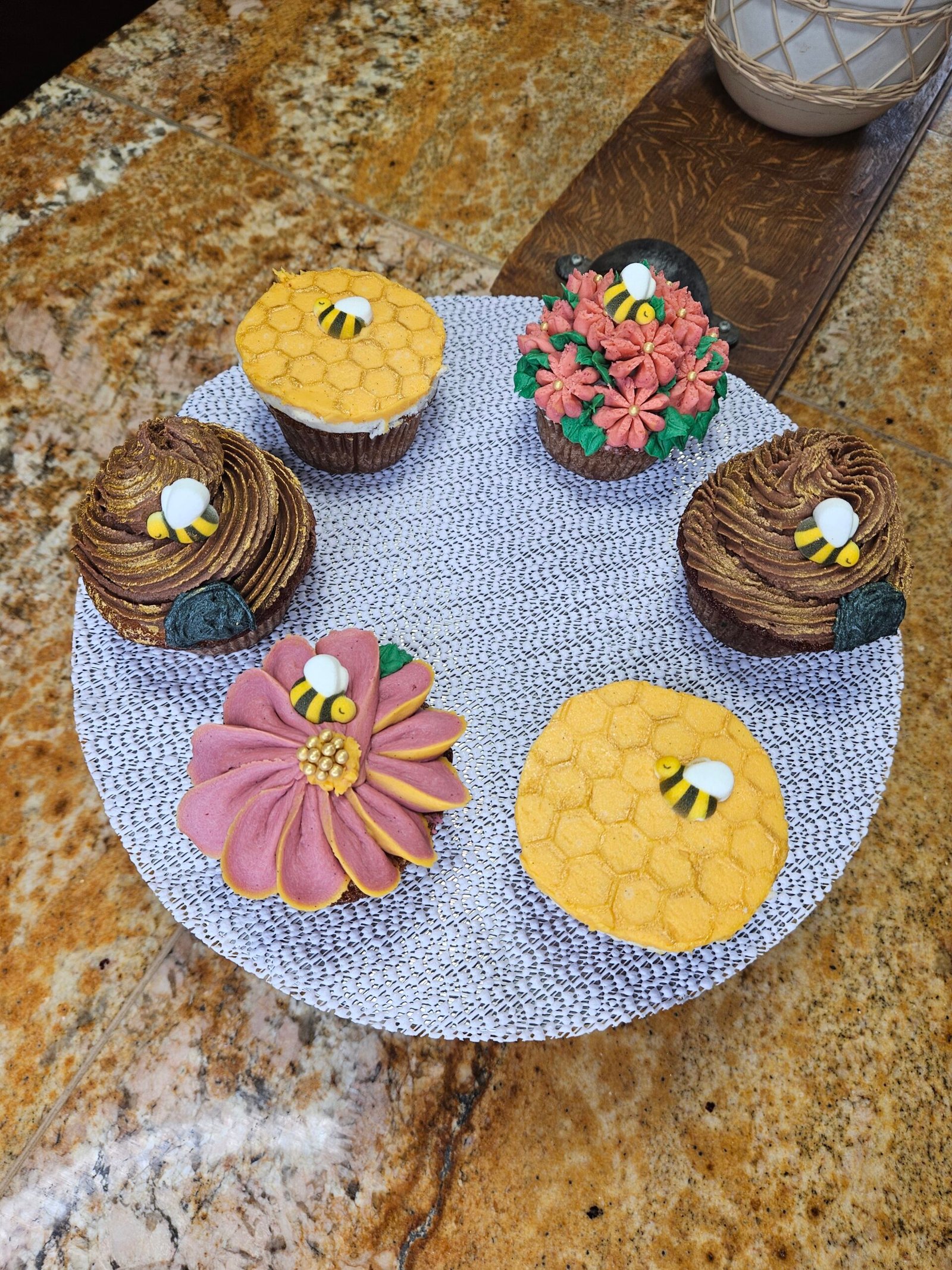 Vanilla cupcakes with vanilla buttercream